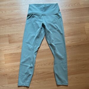 lululemon Wundertrain 25" leggings contour fit